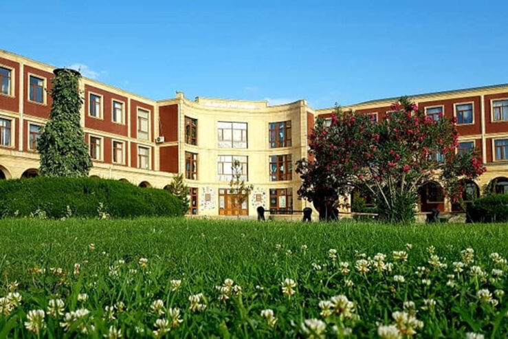 Baku Oxford School